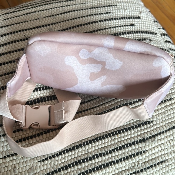 Bag - Picture 4 of 8